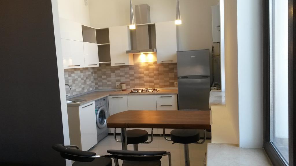 City View Apartment On Gorgiladze 1 Batumi Eksteriør billede